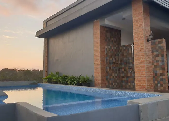 Clover Bali
