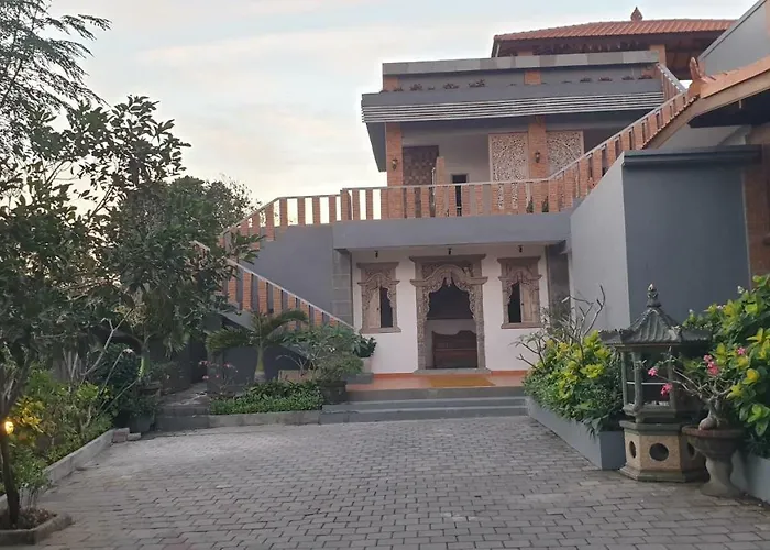 Clover Bali 4*